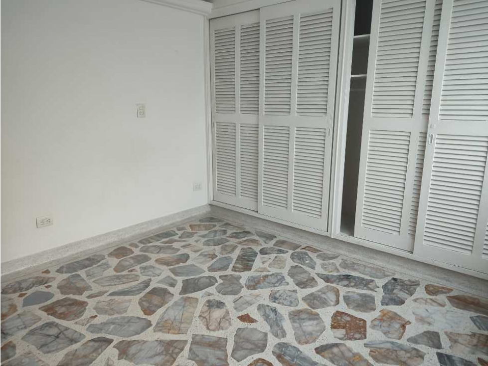 Vendo Apartamento cerca Estación estadio, Florida Nueva