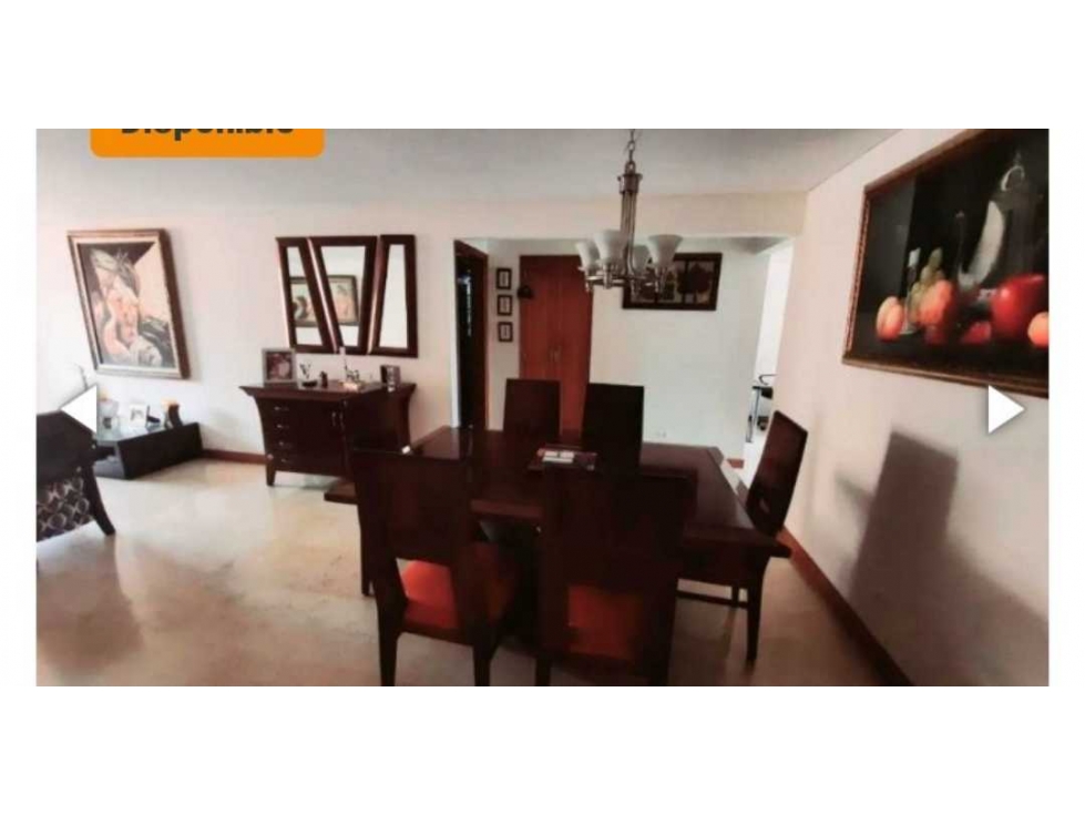 VENDO APARTAMENTO EN LAURELES CON 2 GARAJES