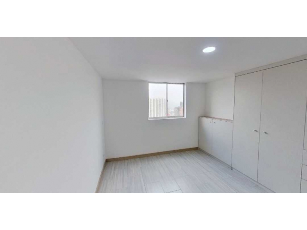 VENDO APARTAMENTO EN SABANETA SECTOR PARQUE CON PARQUEADERO