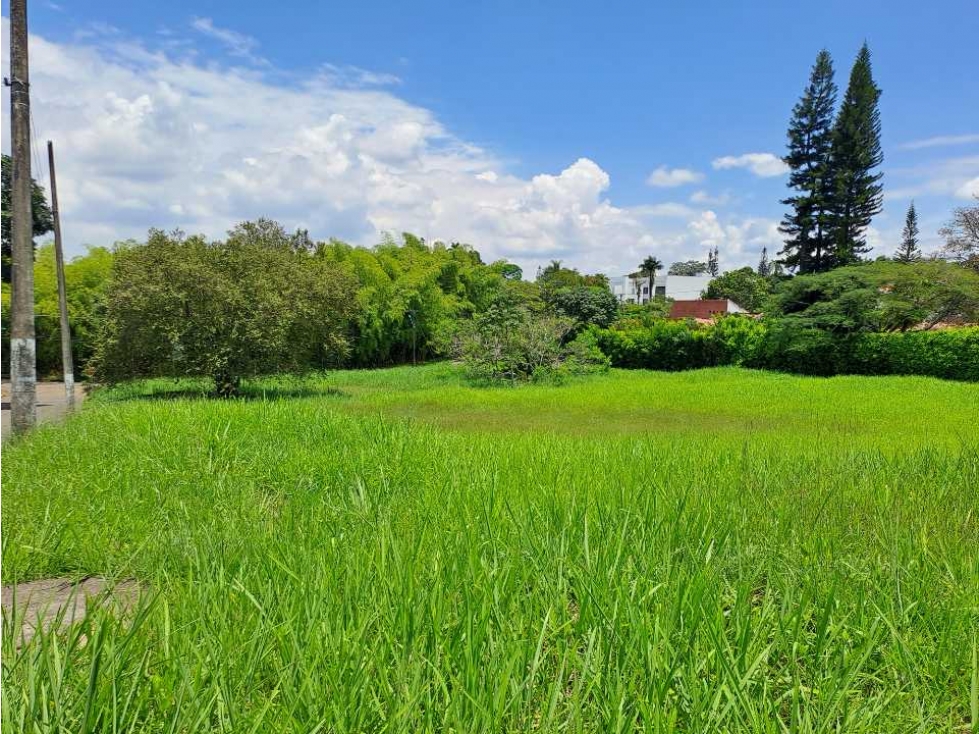 VENDO  LOTE ESQUINERO PARCELACION LA RIVERITA