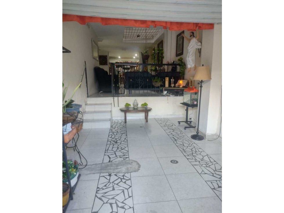 Venta casa primer piso en La Estrella, Antioquia