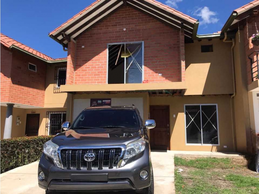 VENTA DE CASA EN SAN ANTONIO DE PEREIRA SECTOR EL CANEY