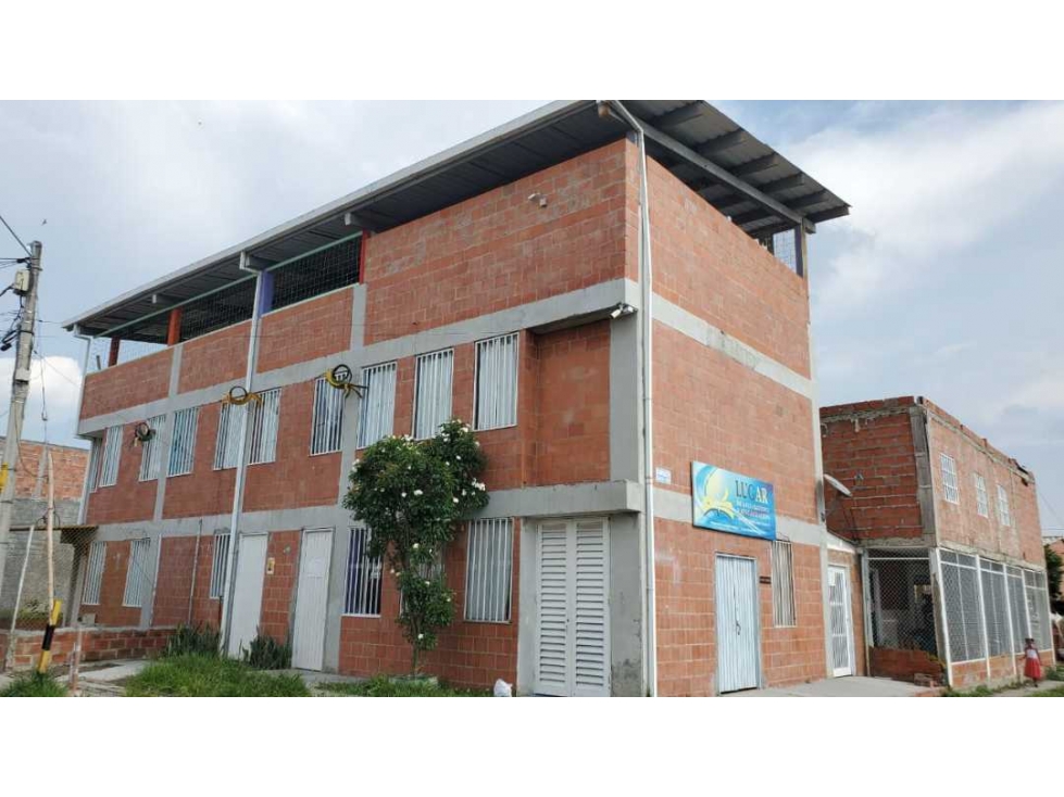 Venta de Colegio Infantil, Puerto Tejada