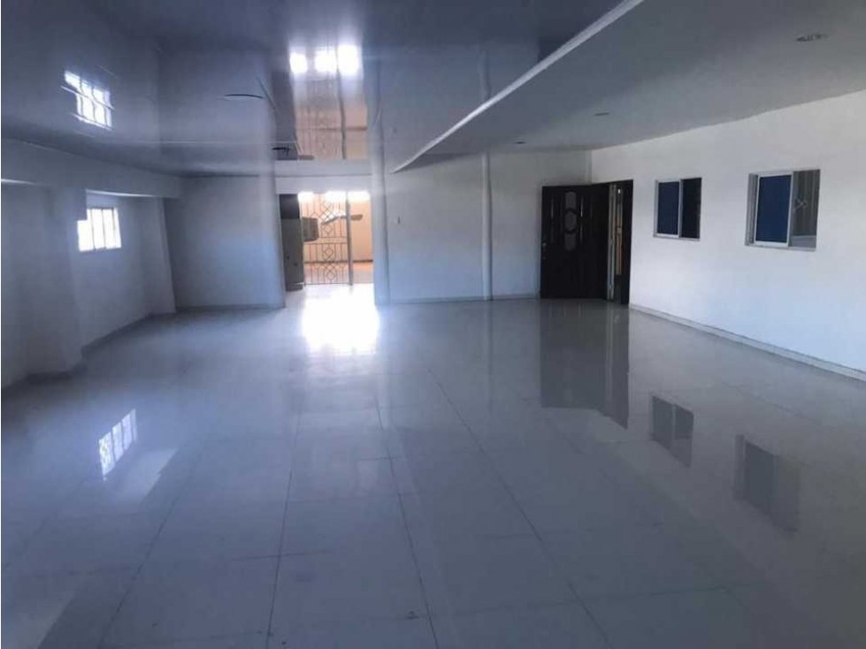 VENTA PERMUTA ALQUILER BODEGA CHIQUINQUIRA BARRANQUILLA COD5395388